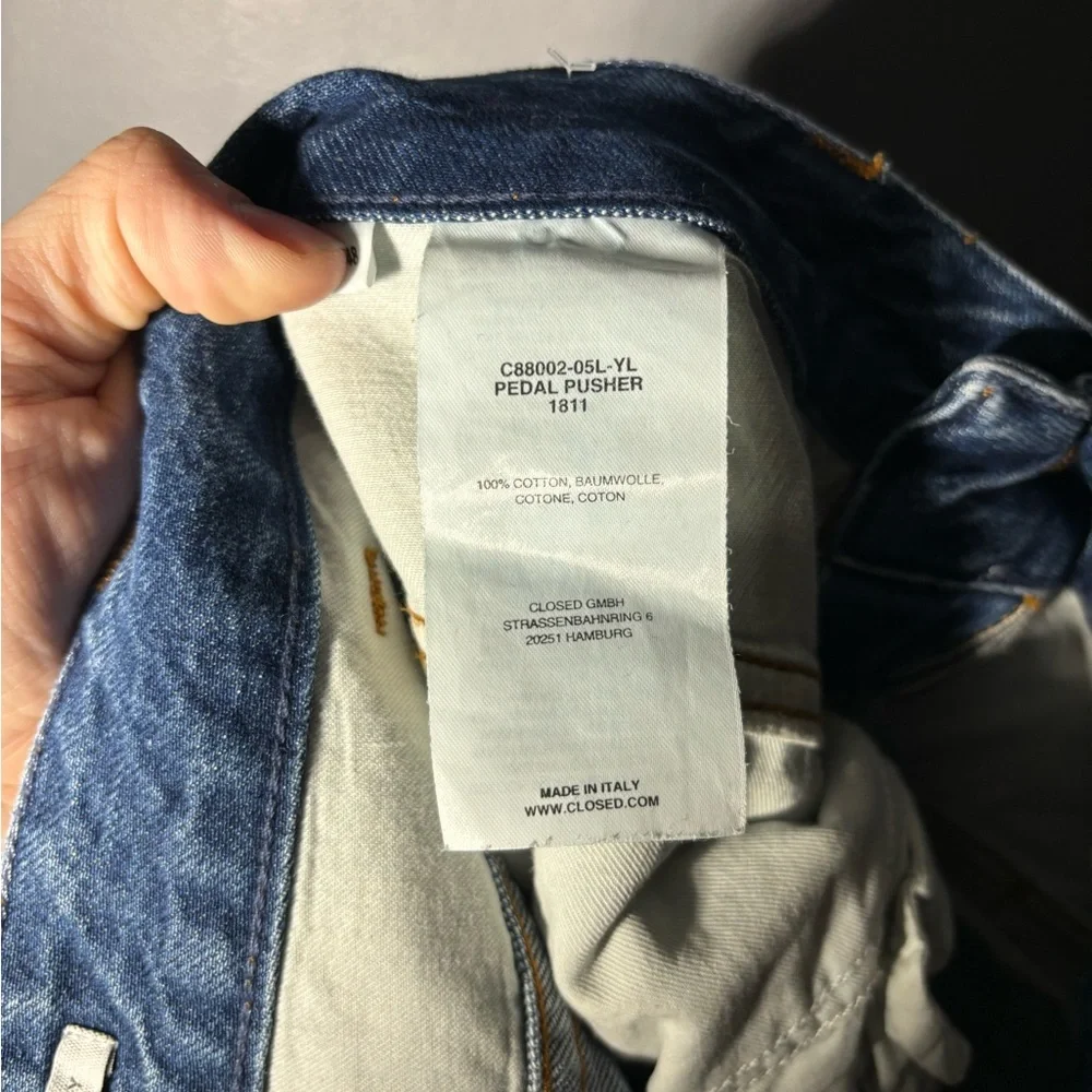 Closed Pedal Pusher Frayed Hem Jeans Size 32 - Picture 7 of 7